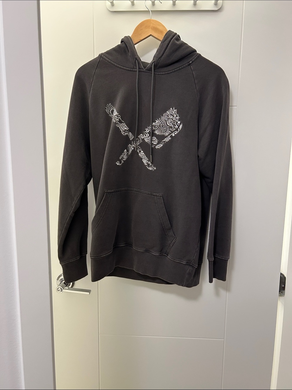 Men's Black Graphic Crewneck Hoodie with Crossed Tools Motif